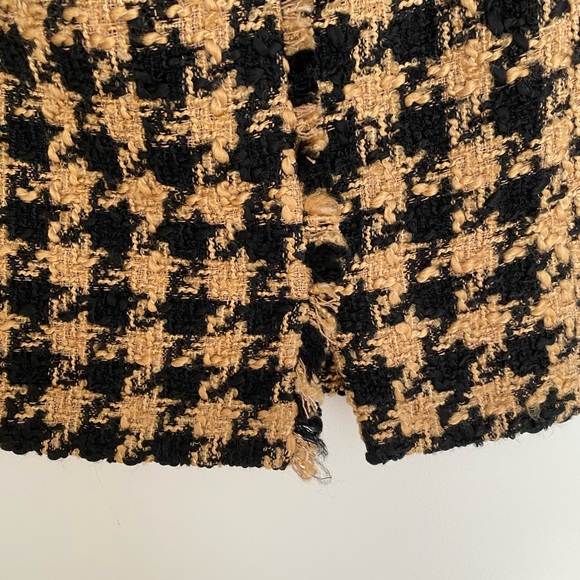 New Zara Textured Weave houndstooth mini skirt - Picture 3 of 5